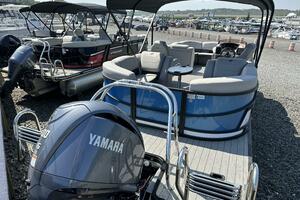 Photo 3730086 for 2023 Starcraft SLS 5  