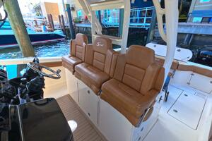 2018 Scout 380 LXF thumbnail 13