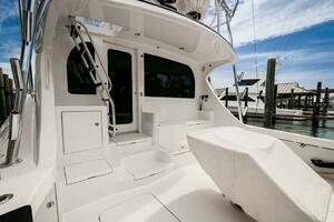 2016 Hatteras GT60 thumbnail 58