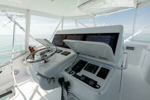 2016 Hatteras GT60 thumbnail 48