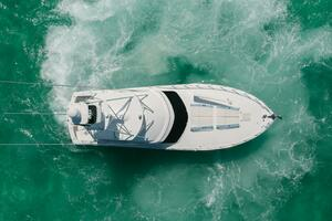 2016 Hatteras GT60 thumbnail 76