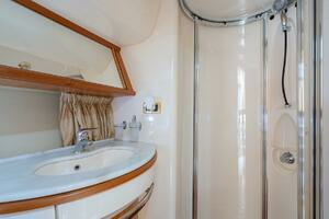 2009 Azimut 62E thumbnail 34