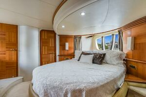 2009 Azimut 62E thumbnail 43