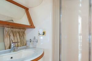 2009 Azimut 62E thumbnail 35