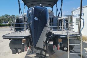 Photo 3749941 for 2023 Starcraft CX 25 DL BAR  