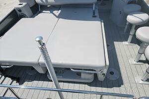 Photo 3749922 for 2023 Starcraft CX 25 DL BAR  