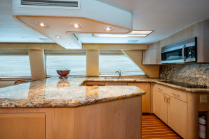 ENCHANTRESS 65ft Hatteras Yacht For Sale