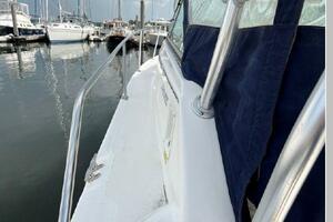 28ft Boston Whaler Yacht For Sale