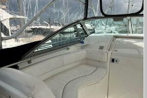 28ft Boston Whaler Yacht For Sale