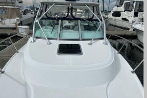 28ft Boston Whaler Yacht For Sale