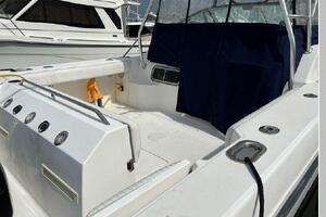 28ft Boston Whaler Yacht For Sale