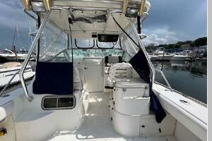 28ft Boston Whaler Yacht For Sale