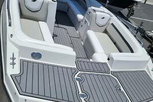 Photo 3751146 for 2023 Starcraft SVX 211 OB  