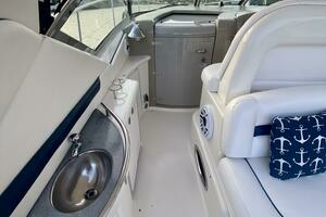 2005 Sea Ray 420 Sundancer thumbnail 8
