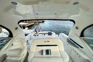 2005 Sea Ray 420 Sundancer thumbnail 10
