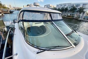 2005 Sea Ray 420 Sundancer thumbnail 26
