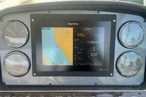 2005 Sea Ray 420 Sundancer thumbnail 16