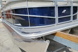 Photo 3753491 for 2023 Starcraft LX 22 R  