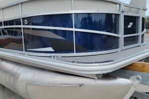 Photo 3753465 for 2023 Starcraft LX 22 R  