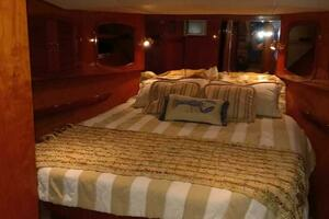 2004 Mikelson 43 Sportfisher thumbnail 19