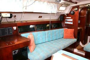 34ft Hunter Yacht For Sale