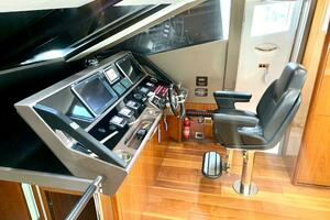 2016 Sunseeker Manhattan 65 thumbnail 10