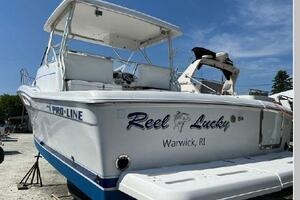 Reel Lucky 33ft Pro Line Yacht For Sale