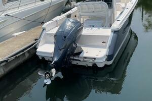 23ft Robalo Yacht For Sale