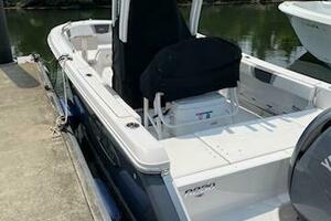 23ft Robalo Yacht For Sale