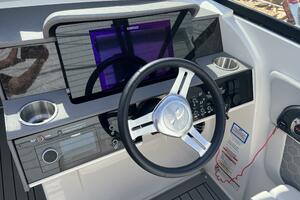 Photo 3764060 for 2020 Sea Ray 290 SDX  