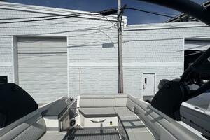 Photo 3764074 for 2020 Sea Ray 290 SDX  