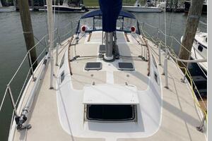 Sanweka 36ft Catalina Yacht For Sale