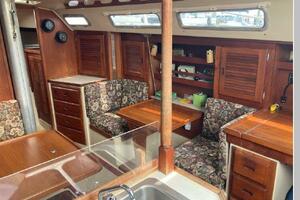 Sanweka 36ft Catalina Yacht For Sale