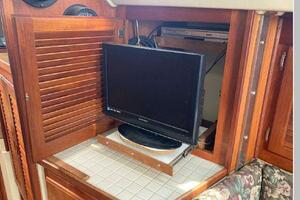 Sanweka 36ft Catalina Yacht For Sale