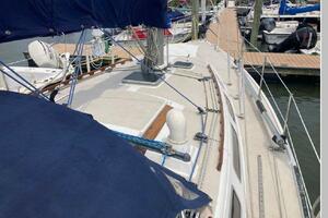 Sanweka 36ft Catalina Yacht For Sale