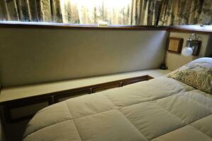 DUCHESS 42ft Chris Craft Yacht For Sale