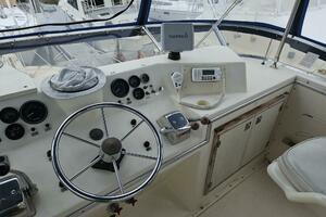DUCHESS 42ft Chris Craft Yacht For Sale