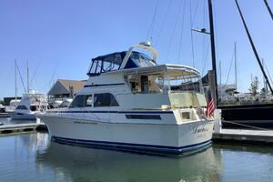DUCHESS 42ft Chris Craft Yacht For Sale