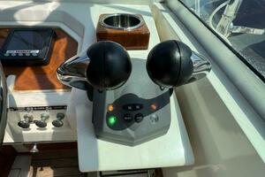 Low Profile 24ft Northcoast Yacht For Sale