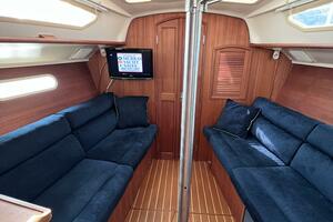 Reposado 32ft Hunter Yacht For Sale