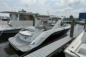 Photo 3782041 for 2021 Sea Ray 310 SLX  