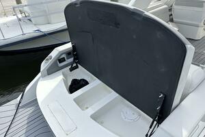 Photo 3782035 for 2021 Sea Ray 310 SLX  