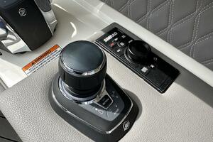 Photo 3782019 for 2021 Sea Ray 310 SLX  