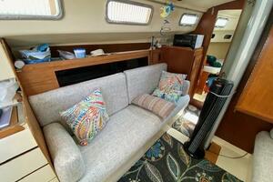 Wind Song 30ft Pearson Yacht For Sale