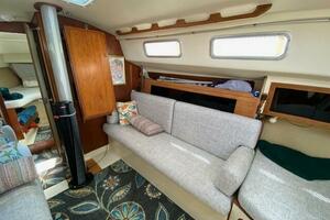 Wind Song 30ft Pearson Yacht For Sale