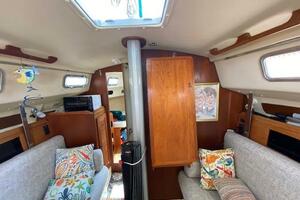 Wind Song 30ft Pearson Yacht For Sale
