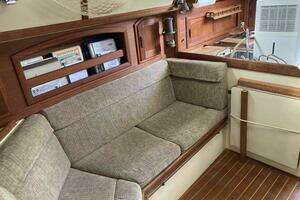 1994 Pacific Seacraft Crealock 37 thumbnail 18