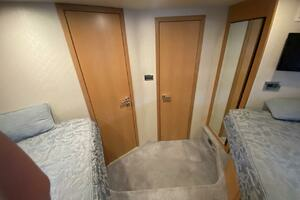 2014 Sunseeker 48 Portofino XPS thumbnail 41