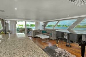 Lady P 1983 Broward 108 Cockpit Motor Yacht Yacht For Sale in Biloxi MS