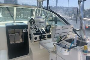 Photo 3782931 for 2004 Pursuit 3070 Offshore  
